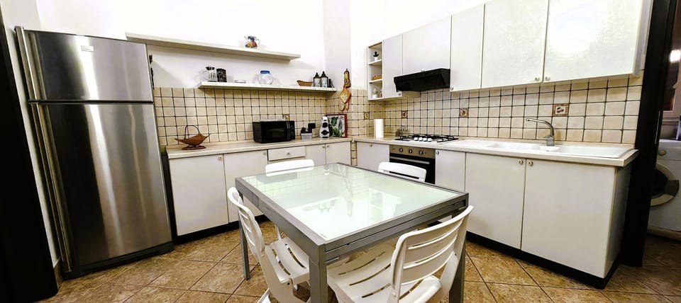 Autumn, Kitchen, Spring, Summer