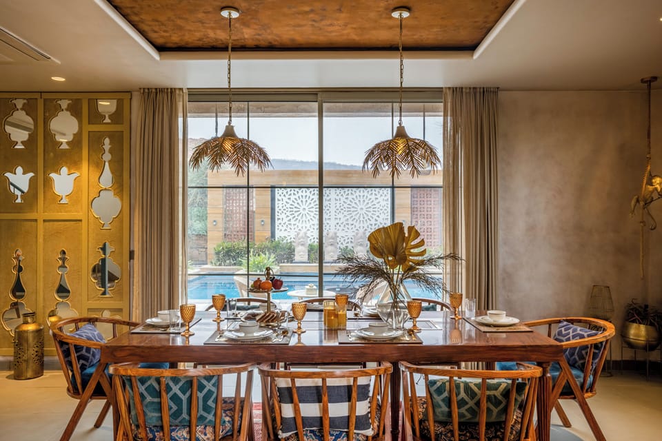 Deluxe Villa | Dining