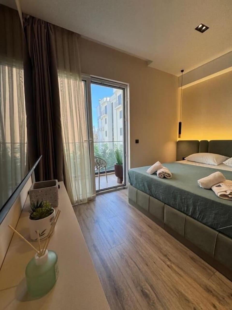 Superior Double or Twin Room, Balcony | Desk, laptop workspace, free WiFi