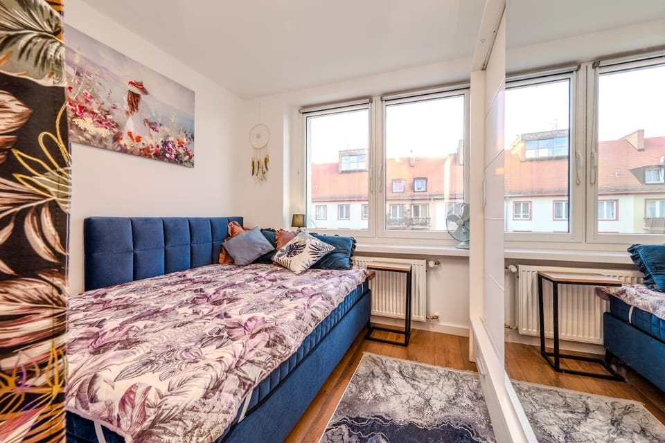 Apartment Located in Wrocław Center, Old Town Square Nearby | Book Now with RENTUJEMY.COM