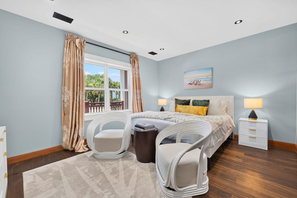 1st Floor Bedroom 1, King Suite | Rosewood Retreat | 2605 Palm Blvd, Isle of Palms, SC | IOP Escapes