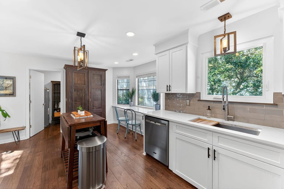 Kitchen | Live Oak Beach House | 5 22nd Ave, Isle of Palms, SC | IOP Escapes