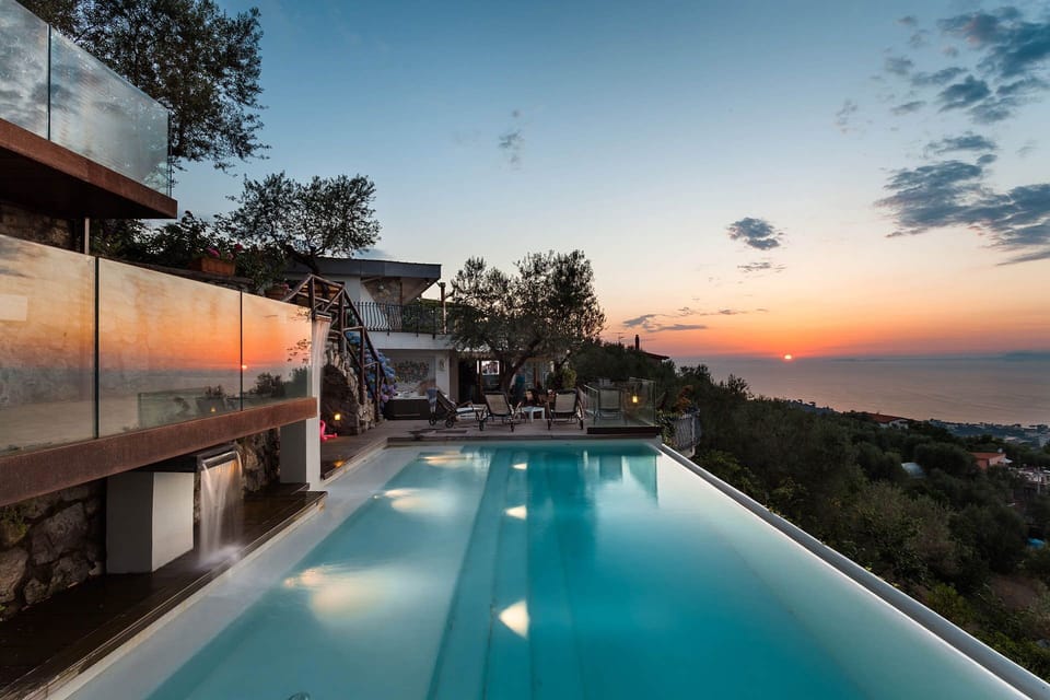 Swimming Pool, Leisure, Resort, Eco Hotel, Vacation, Resort Town, Villa, Hotel, Balcony, Outdoor Furniture