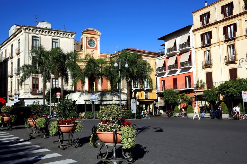 City, Town, Urban Area, Public Space, Mixed-Use, Fountain, Town Square, Plaza