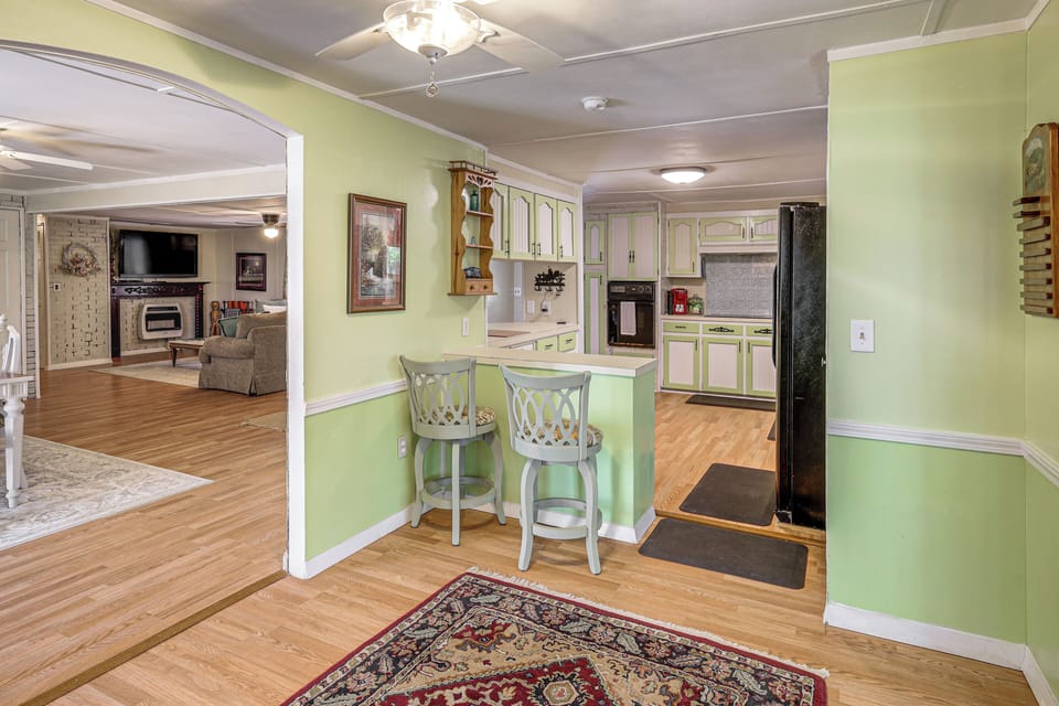 House (3 Bedrooms) | Interior