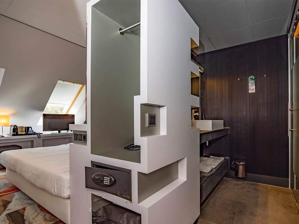 Start your day with a bright, modern shower and tidy storage.