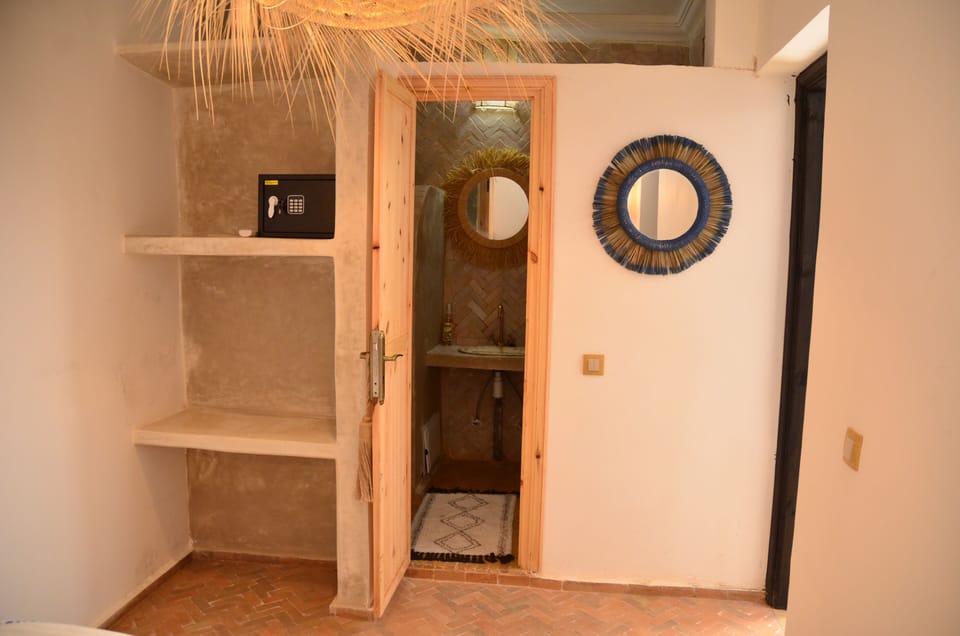 Classic Double or Twin Room, Patio | In-room safe, iron/ironing board, free WiFi