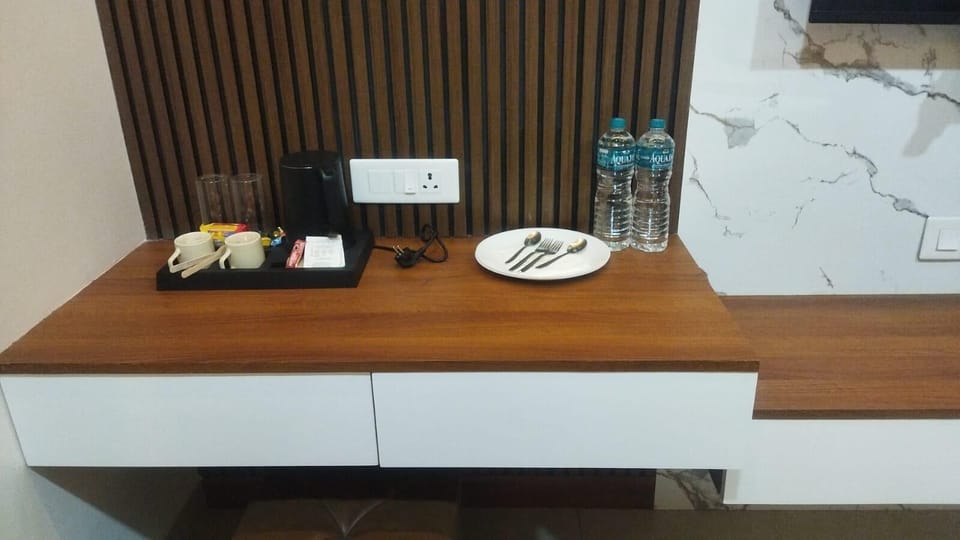Deluxe Double Room, Bay View | Miscellaneous