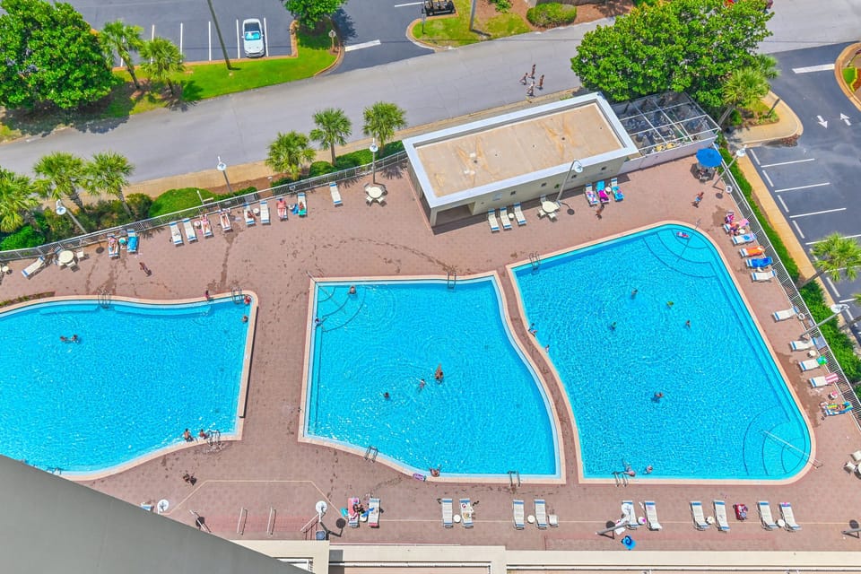 Pool views