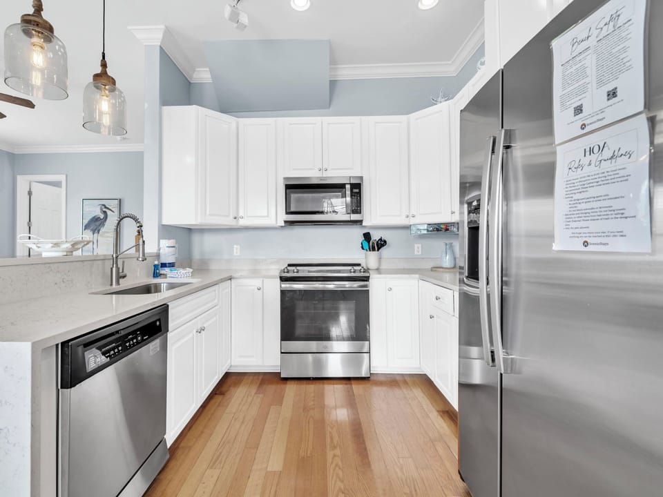 Fully equipped kitchen