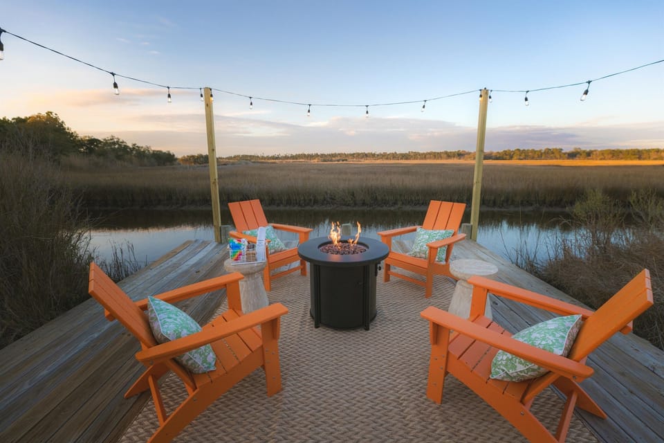 Evenings are best spent here. Gather around the fire, swap stories, watch the stars come out, and enjoy the quiet beauty of the marsh.