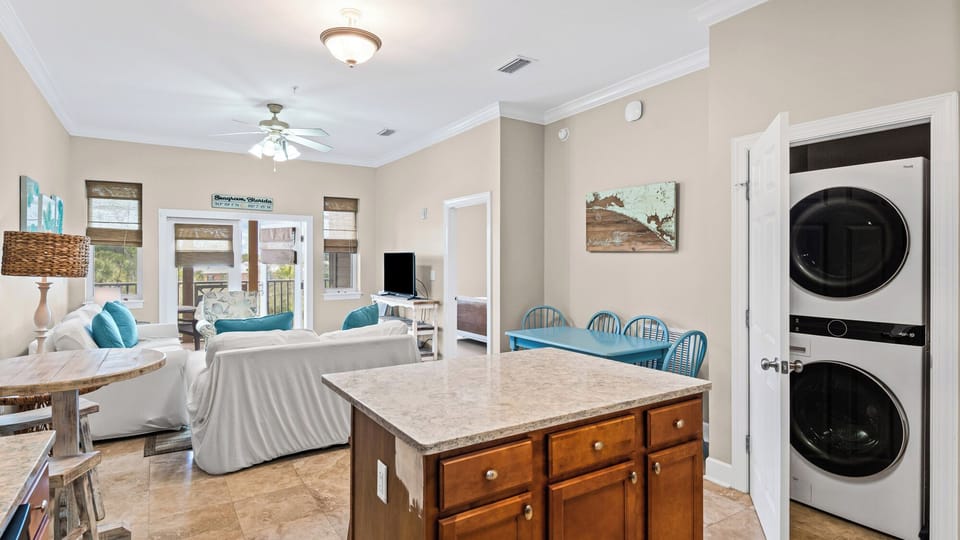 Condo, Multiple Beds, Balcony, Garden View (Seagrove Highlands 1308) | Interior