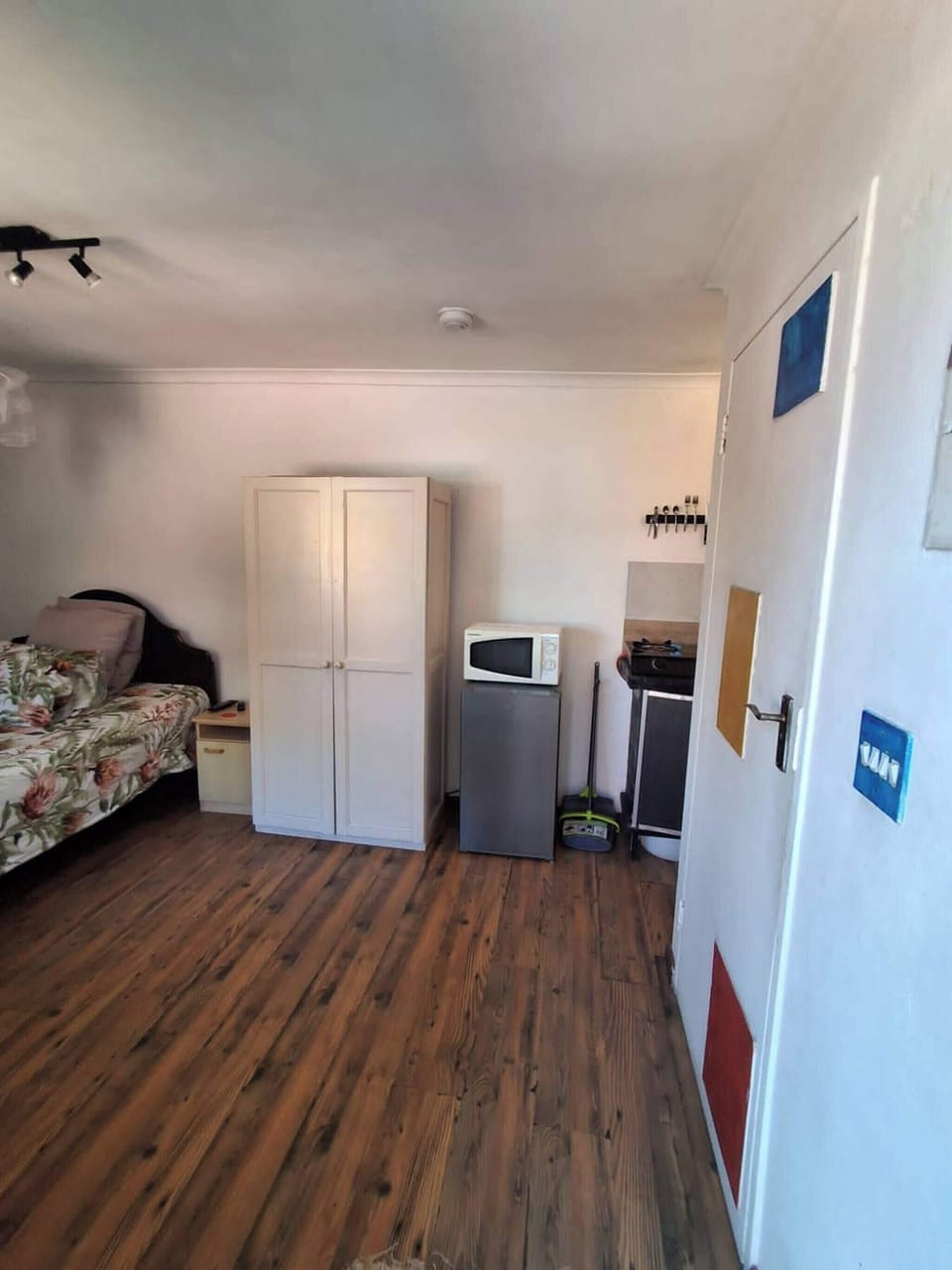 Apartment, 1 Bedroom, Smoking, Garden View | Interior