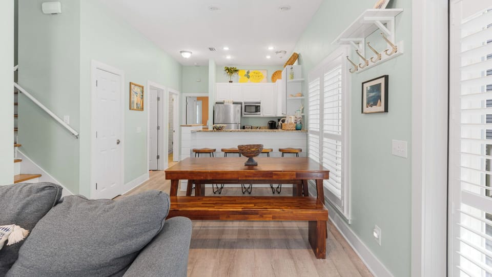 House, Multiple Beds, Patio, Garden View (The Lemon Drop Main House) | Interior