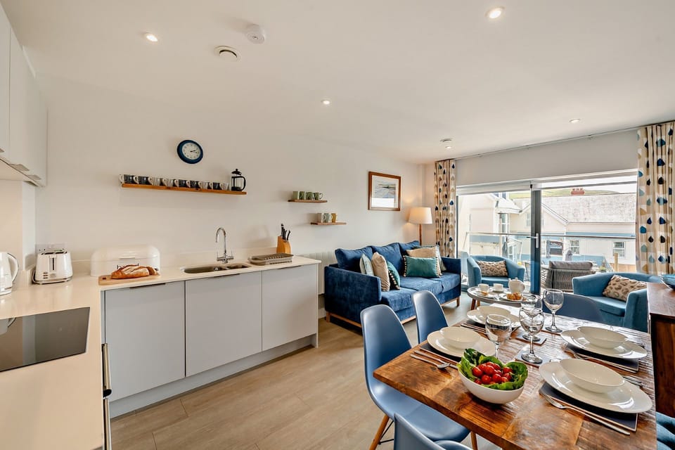 The dining kitchen at Whitehaven, Devon