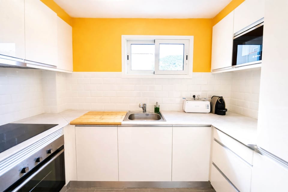 ‍ The kitchen is ready for that old recipe book.