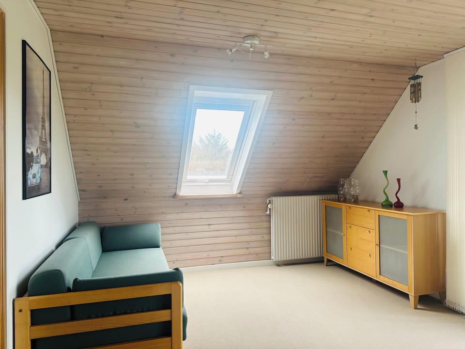 Basic Room, Non Smoking, Kitchen | Living area