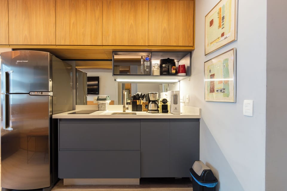 Luxury Studio Suite | Private kitchen