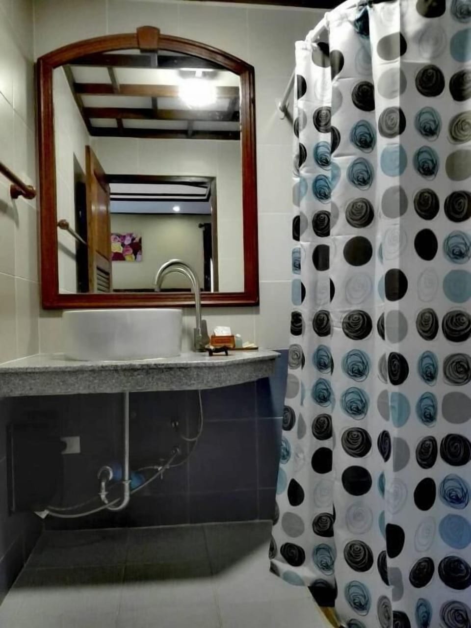 Classic Studio, Balcony, City View | Bathroom