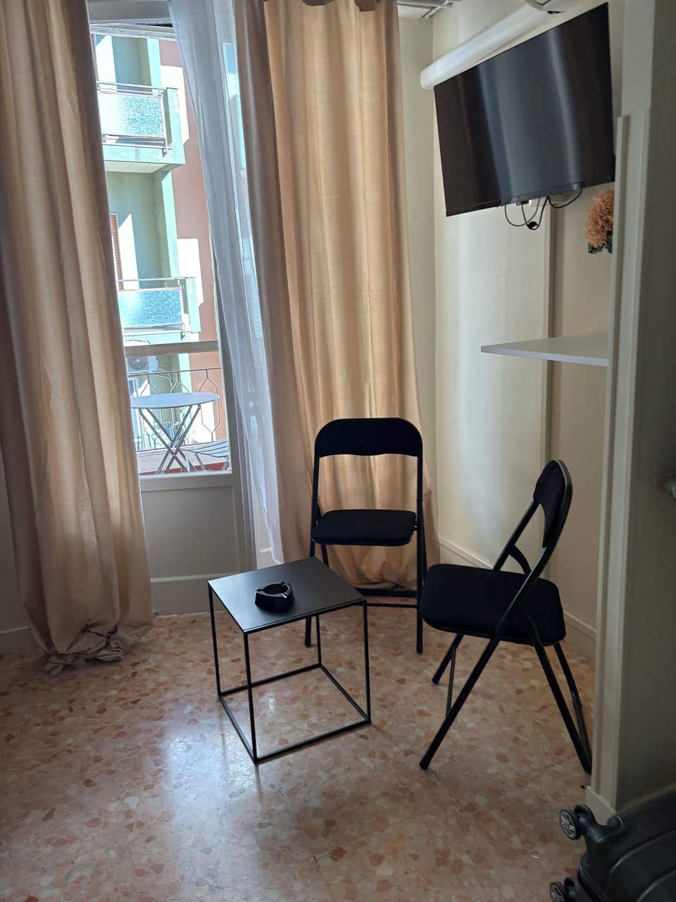 Comfort Double Room, City View | Interior