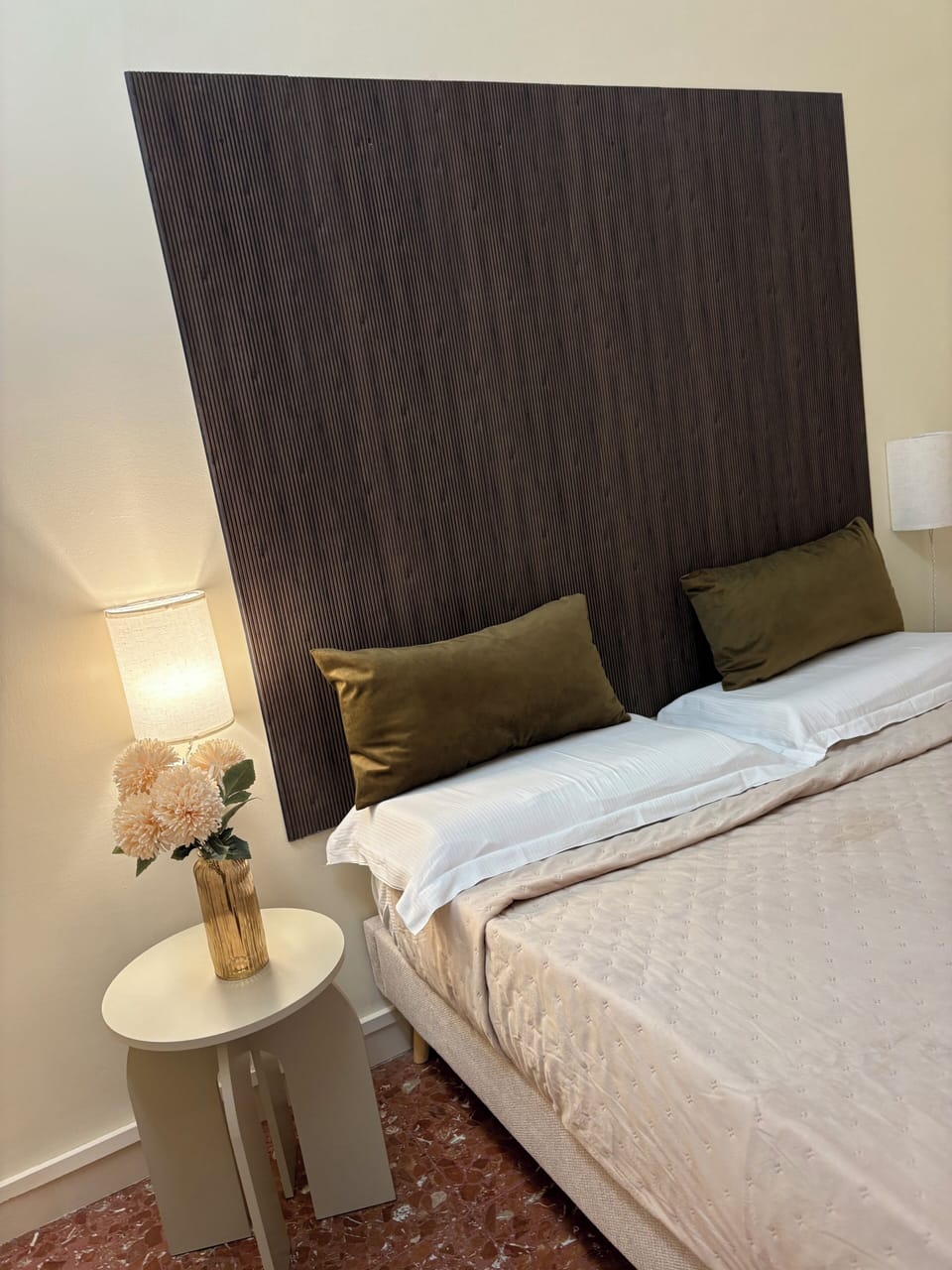 Comfort Double Room, City View | Iron/ironing board, free WiFi