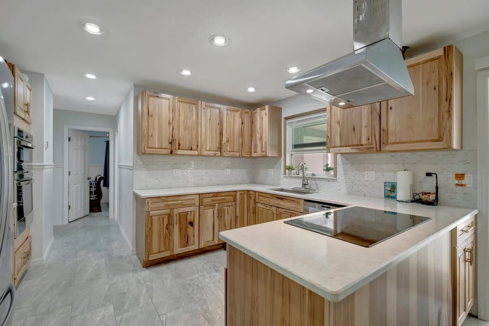 Family House, 3 Bedrooms, River View | Private kitchen