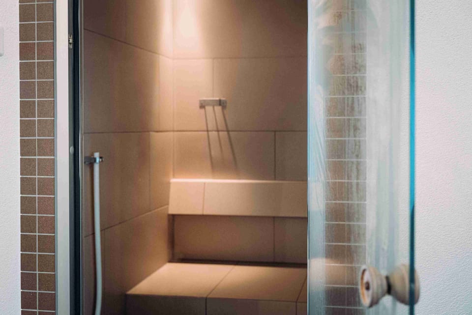 Towels, soap, shampoo, toilet paper