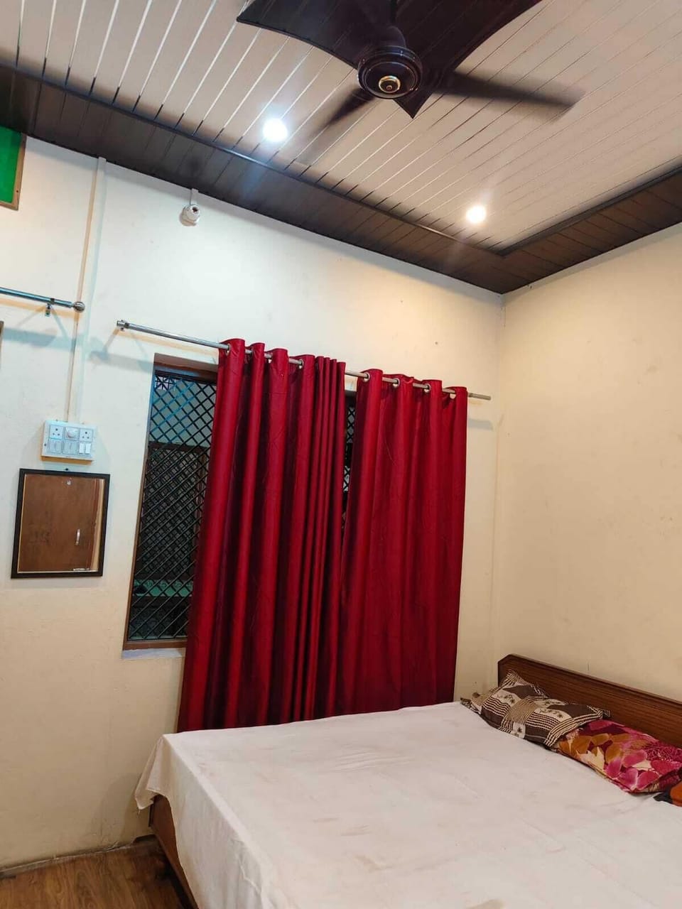Deluxe Room | Free WiFi
