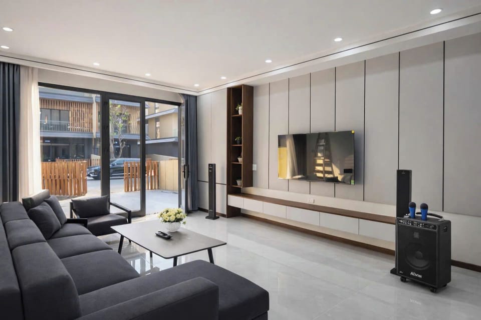 Family House, Balcony, Lagoon View | Interior
