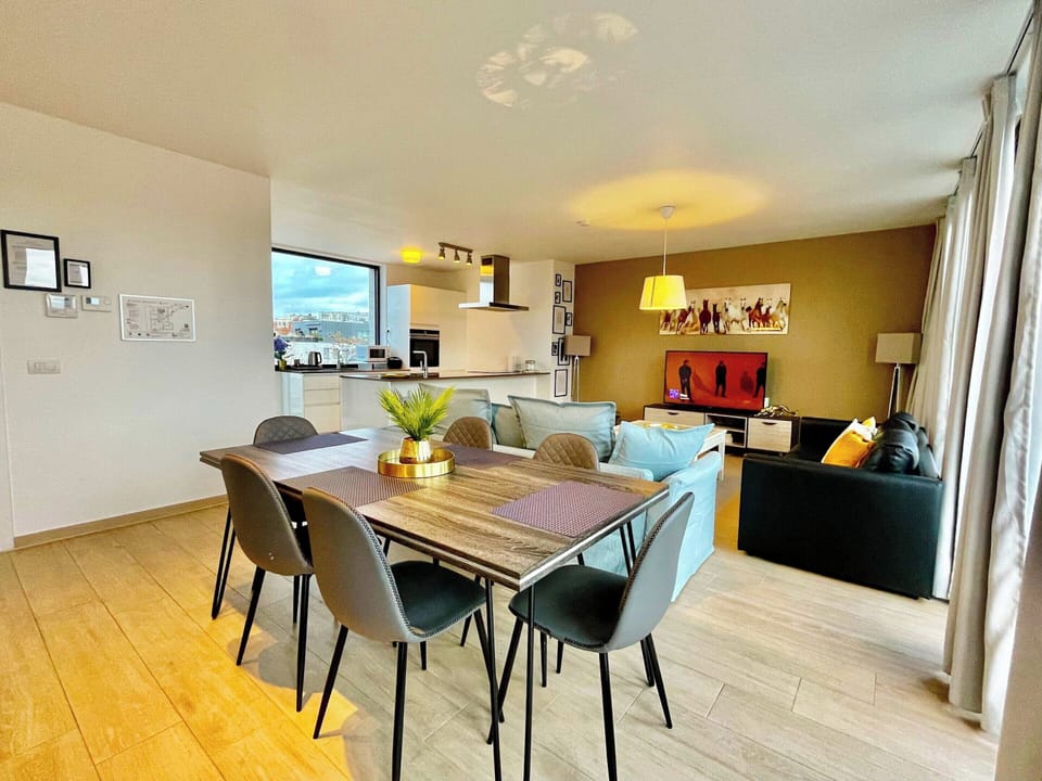 Apartment | Private kitchen | Cleaning supplies
