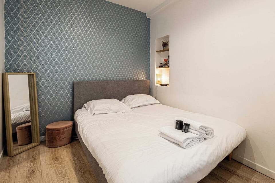 Apartment | 1 bedroom, laptop workspace, iron/ironing board, free WiFi