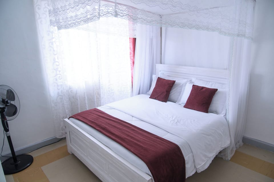 Economy Double Room | Desk, laptop workspace, free WiFi