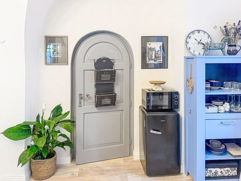 Furniture, Interior Design, Shelving, Flooring, Lighting, Shelf, Floor, Home, Room, Cabinetry