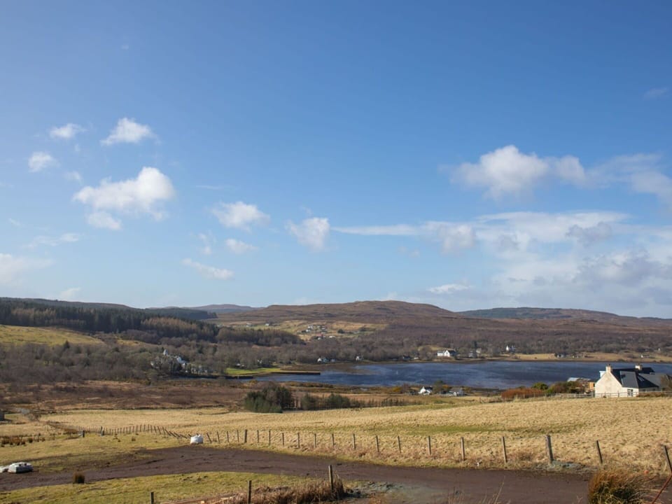 Natural Landscape, Ecoregion, Hill, Horizon, Highland, Cloud, Grassland, Landscape, Plain, Rural Area