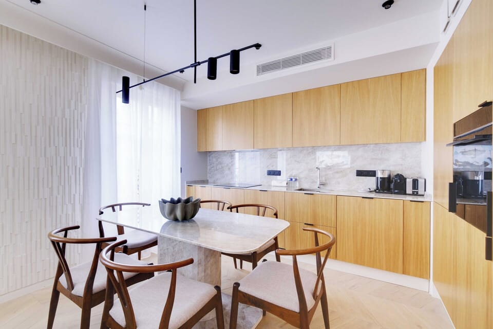 Apartment | Dining