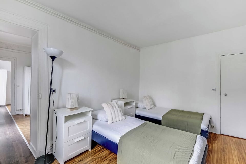 Apartment | 2 bedrooms, laptop workspace, iron/ironing board, free WiFi