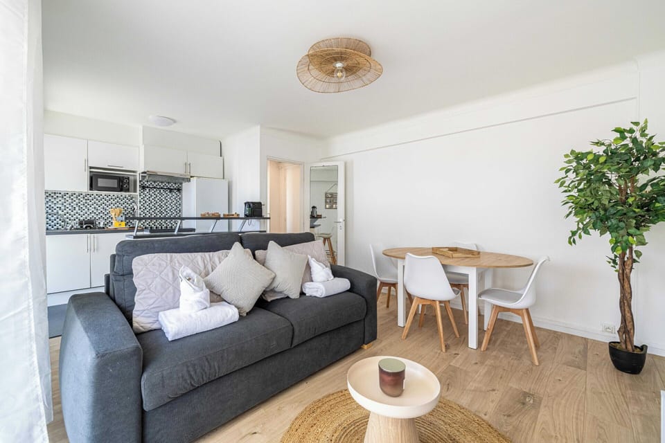 Apartment | Living area
