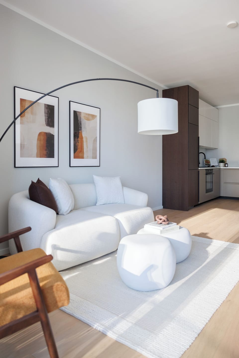 Luxury Apartment, Balcony, City View | Living area | LED TV, Netflix, Hulu, books
