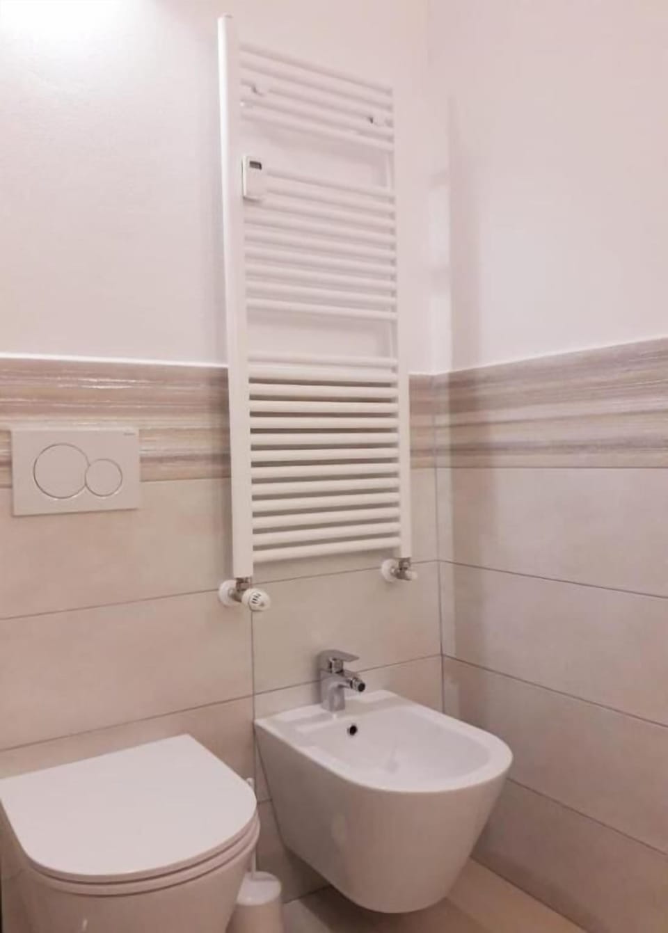 Family Room, City View | Bathroom