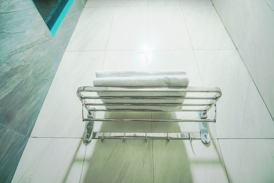Shower, bidet, towels, soap