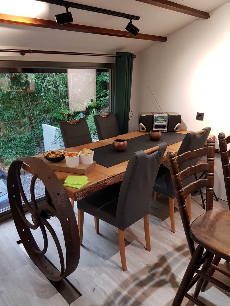 ESPACE REPAS - TABLE