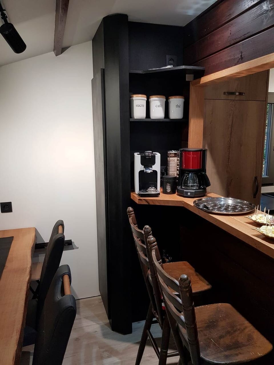 ESPACE REPAS - PETIT DEJEUNER