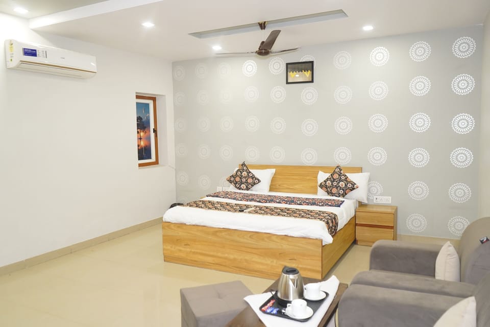 Standard Room | Desk, laptop workspace, free WiFi, bed sheets