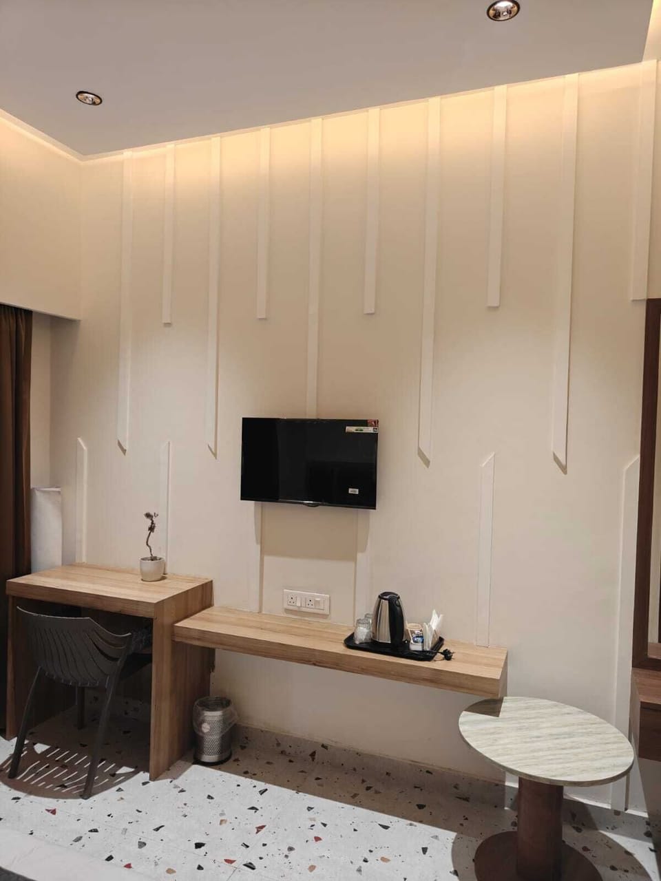 Deluxe Single Room | Interior