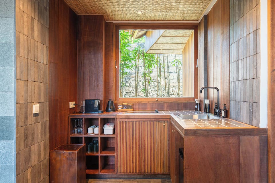 Kitchenette overview