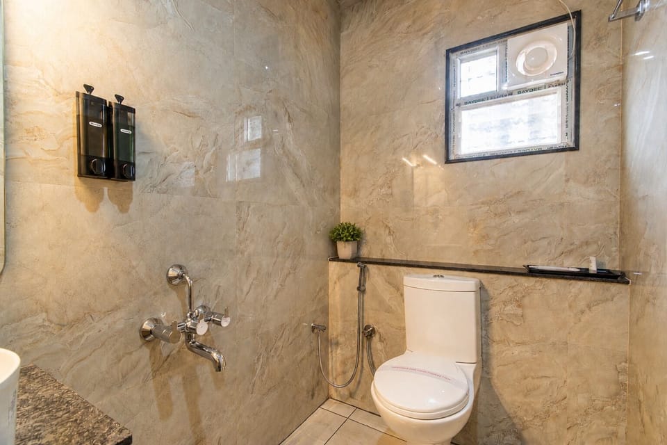 Executive Room, City View | Bathroom