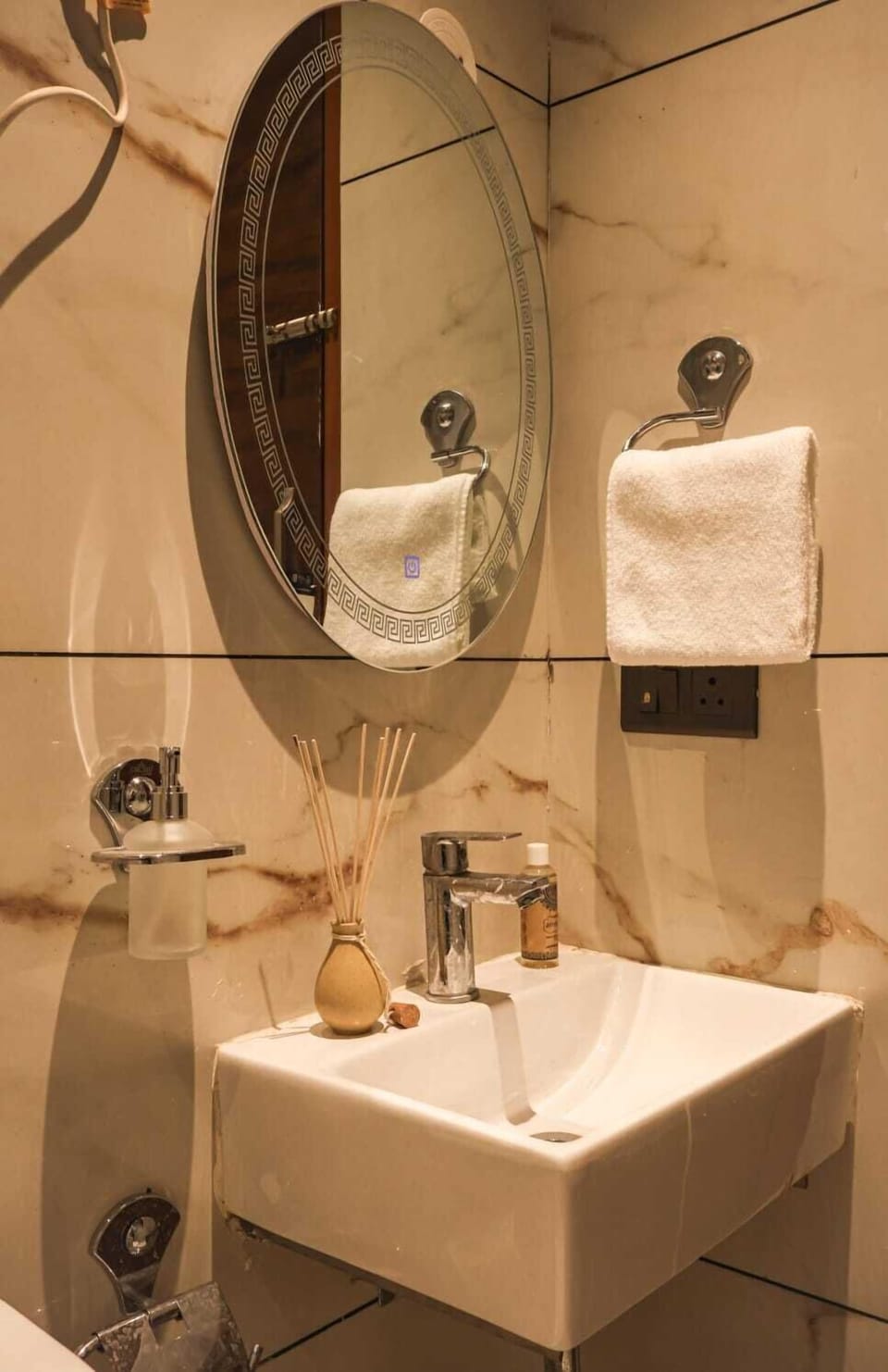 Shower, towels, soap, shampoo