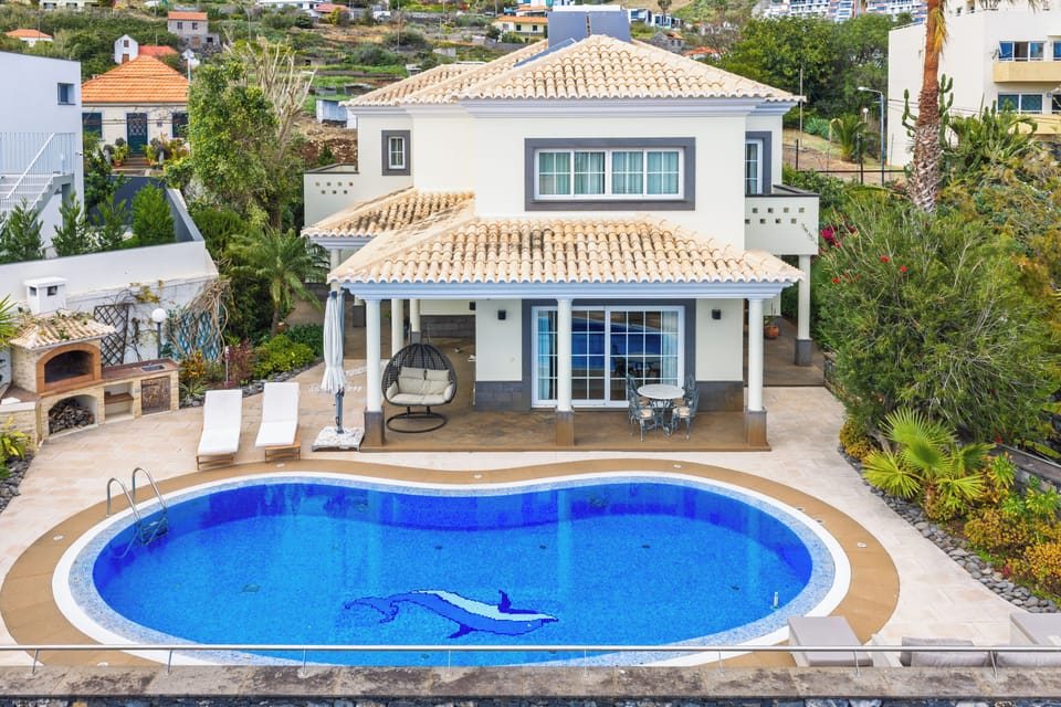 Family Villa, Garden View | Pool | Outdoor pool