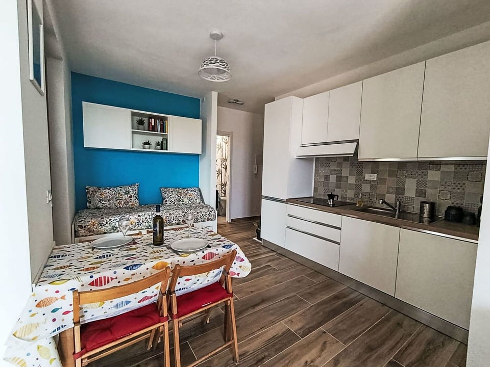 Apartment, Resort, Chair, Shade, Balcony, Kitchen & Dining Room Table, Restaurant, Eco Hotel, Hotel
