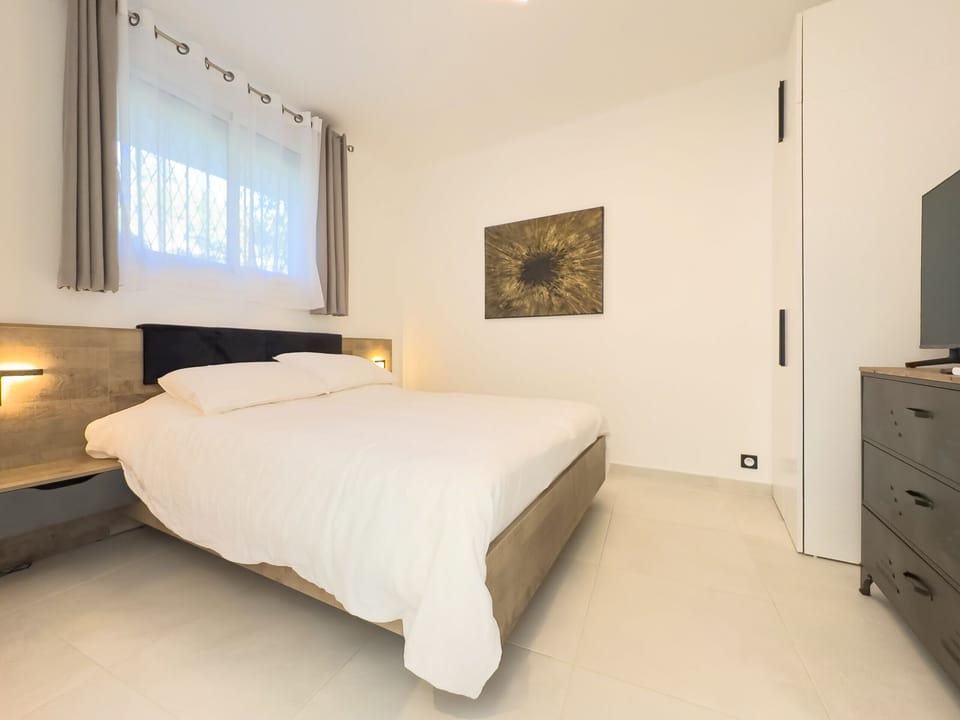 House | 1 bedroom
